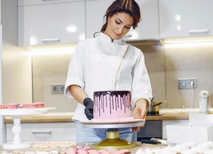 Сладкая профессия профессиональный кондитер рассказал как превратить увлечение в доход